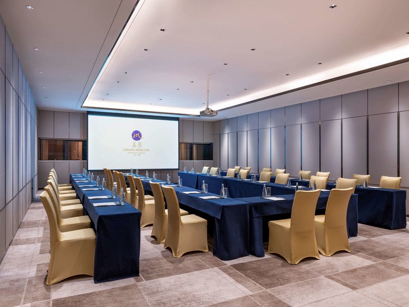 grand mercure shanghai lingang