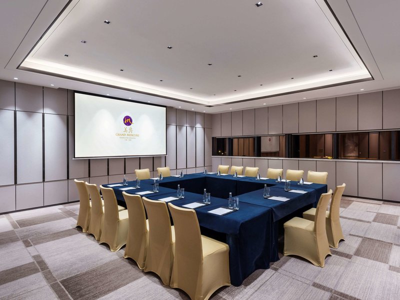 grand mercure shanghai lingang