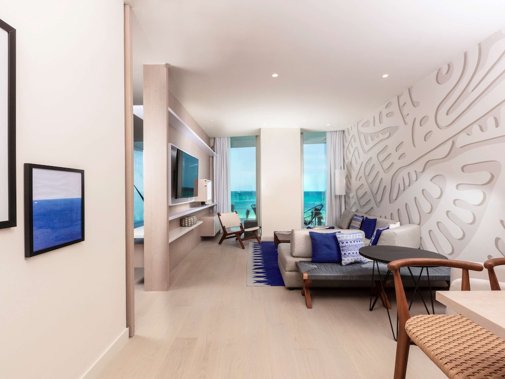 sls cancun hotel and spa