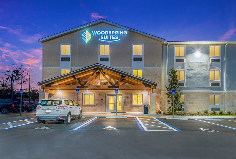 woodspring suites bradenton