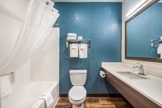 woodspring suites bradenton