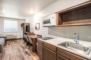 woodspring suites bradenton