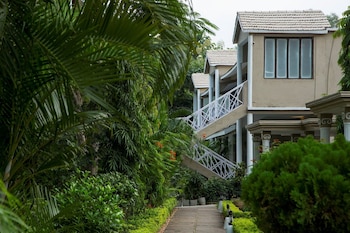 tigers den resort bandhavgarh