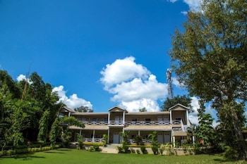 tigers den resort bandhavgarh