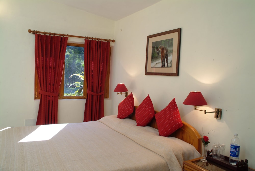 tigers den resort bandhavgarh
