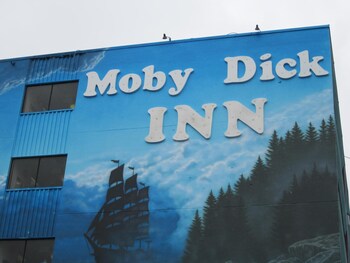 moby dick inn