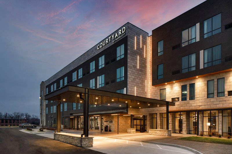 courtyard by marriott jefferson city