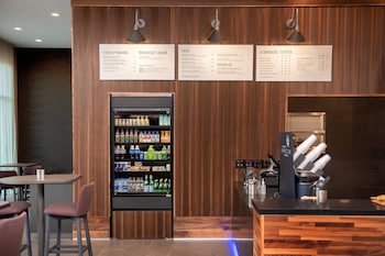 courtyard by marriott mesa at wrigleyville west
