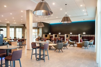 courtyard by marriott mesa at wrigleyville west