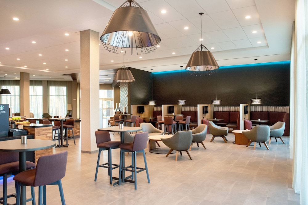courtyard by marriott mesa at wrigleyville west