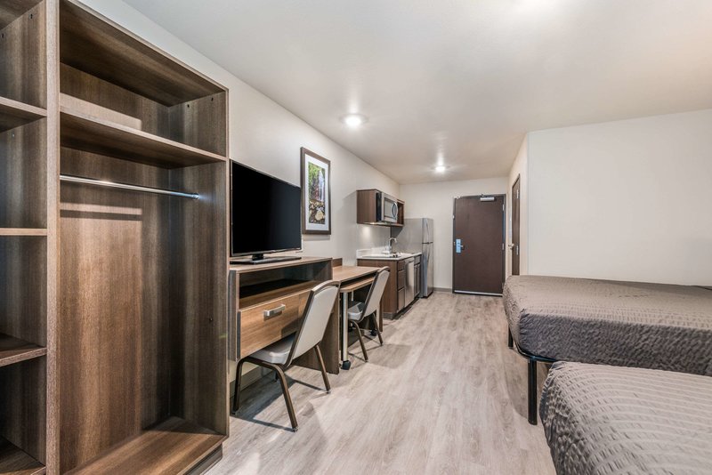 woodspring suites linden