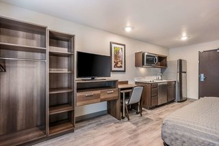 woodspring suites linden