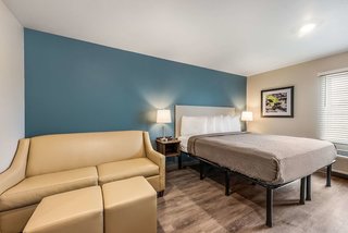 woodspring suites linden