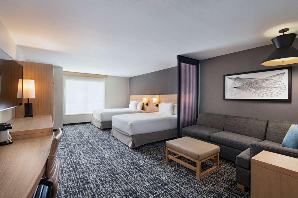 hyatt place austin lake travis four points