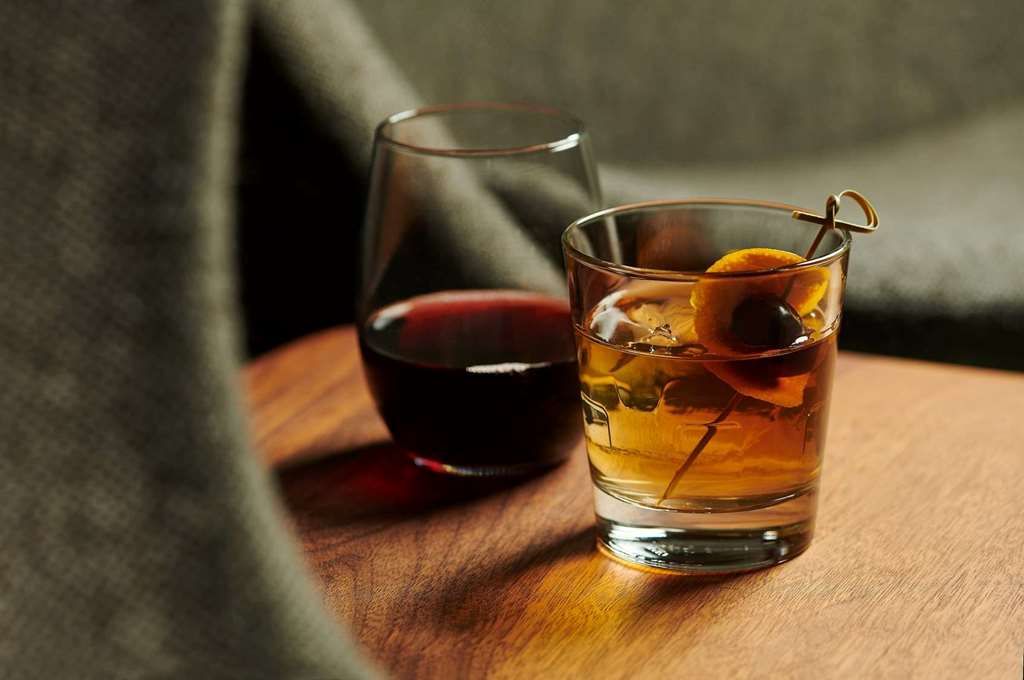 hyatt place austin lake travis four points