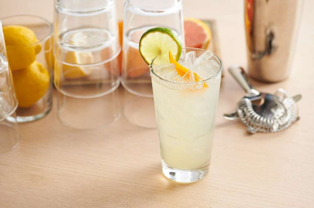 hyatt place austin lake travis four points