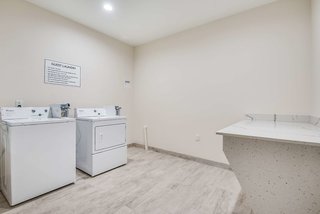 americas best value inn and suites houston at hwy 6