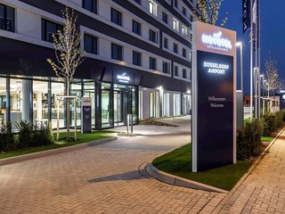 Novotel Duesseldorf Airport,Dusseldorf International Airport>>Dusseldorf,4 star