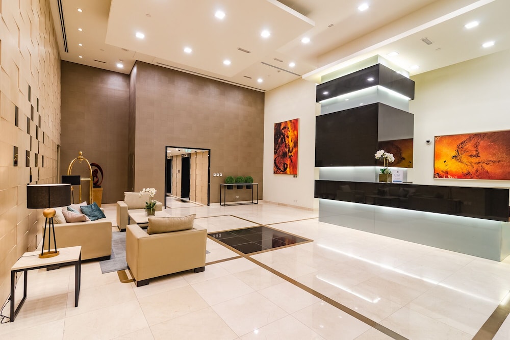 al ashrafia holiday downtown burj view