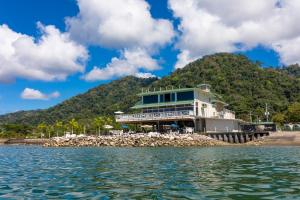 amaka ocean living lodge
