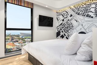 anew hotel green point