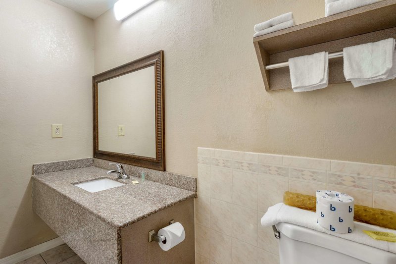 rodeway inn clearwater largo