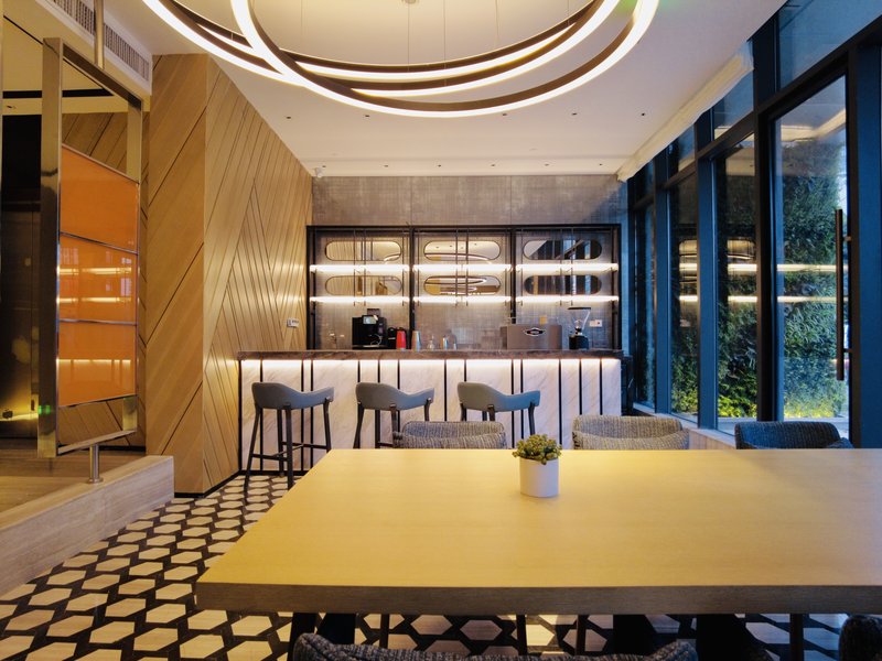 even hotel shenzhen nanshan an ihg hotel