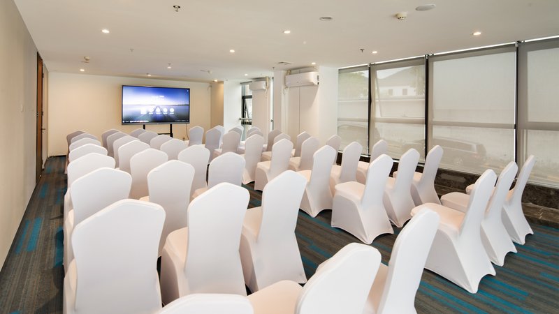 holiday inn express shenzhen north station an ihg hotel