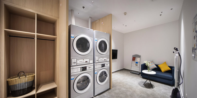 holiday inn express shenzhen north station an ihg hotel