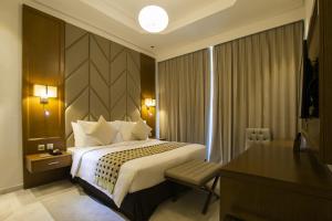 Time Onyx Hotel Apartment,,4 star