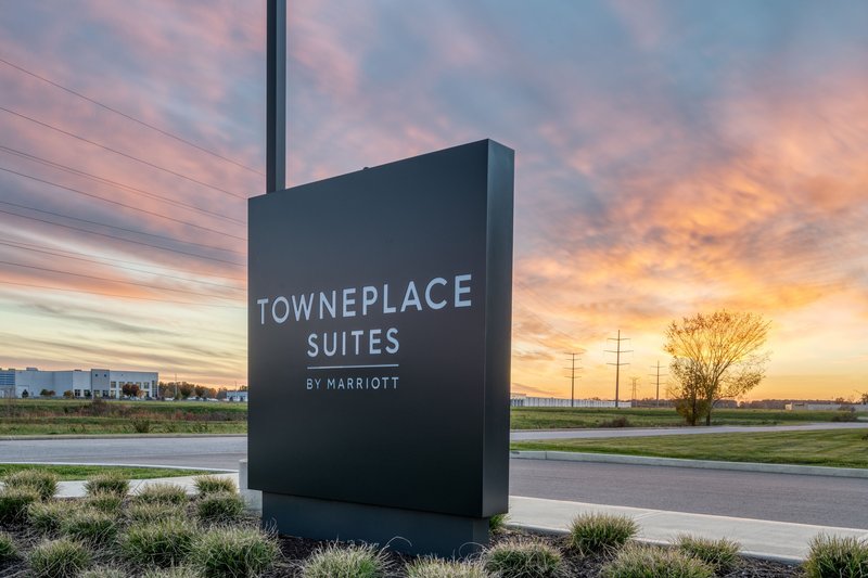 towneplace suites by marriott indianapolis airport