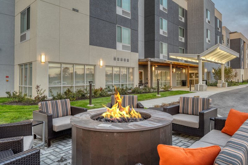 towneplace suites by marriott indianapolis airport