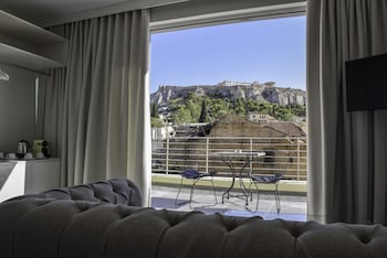 24k athena suites