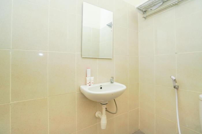 urbanview hotel syariah near gelora delta sidoarjo