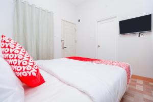 urbanview hotel syariah near gelora delta sidoarjo