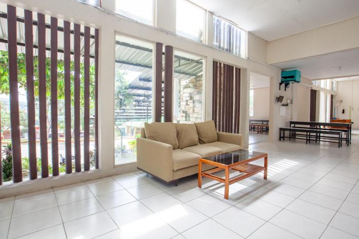 papa kana farm mitra reddoorz at pacet mojokerto