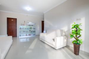 papa kana farm mitra reddoorz at pacet mojokerto