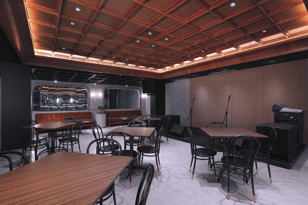 hotel neo puri indah jakarta
