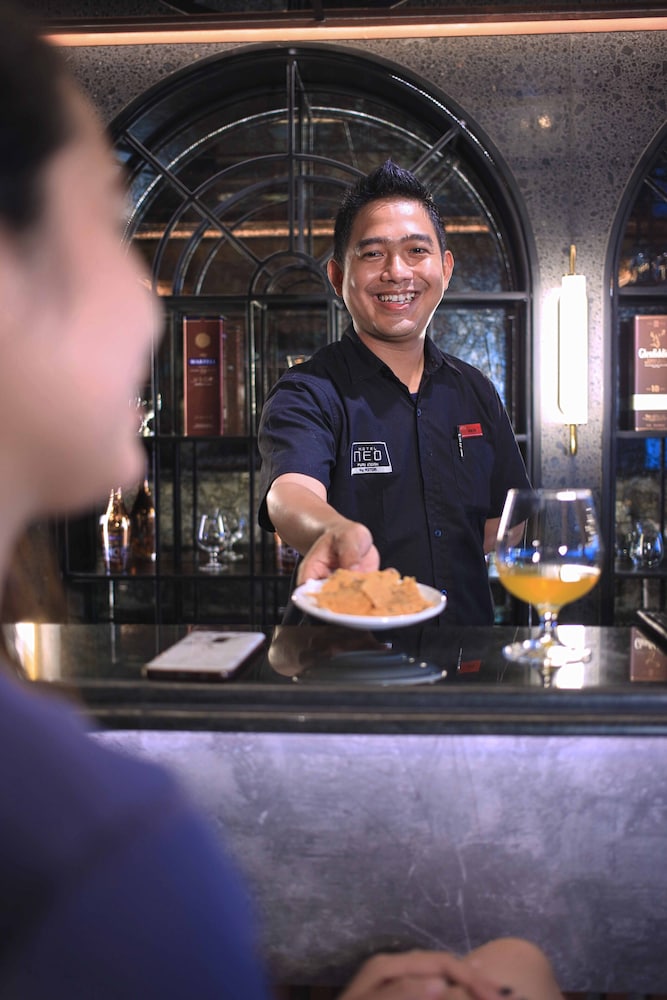 hotel neo puri indah jakarta