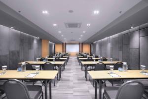 hotel neo puri indah jakarta