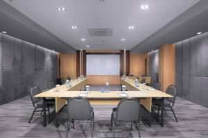 hotel neo puri indah jakarta