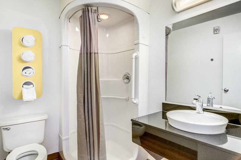 motel 6 fort collins co