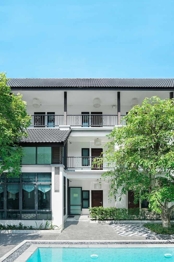 paraiso hotel chiangmai