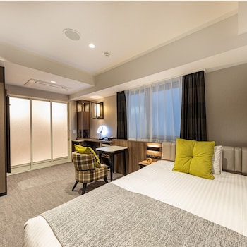 meitetsu inn shinosaka station east gate