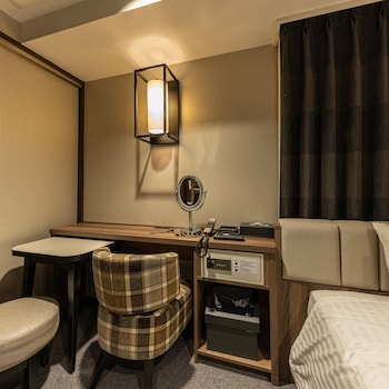 meitetsu inn shinosaka station east gate