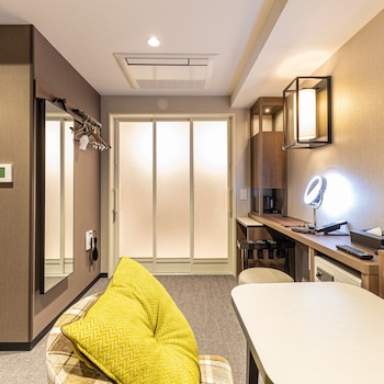 meitetsu inn shinosaka station east gate