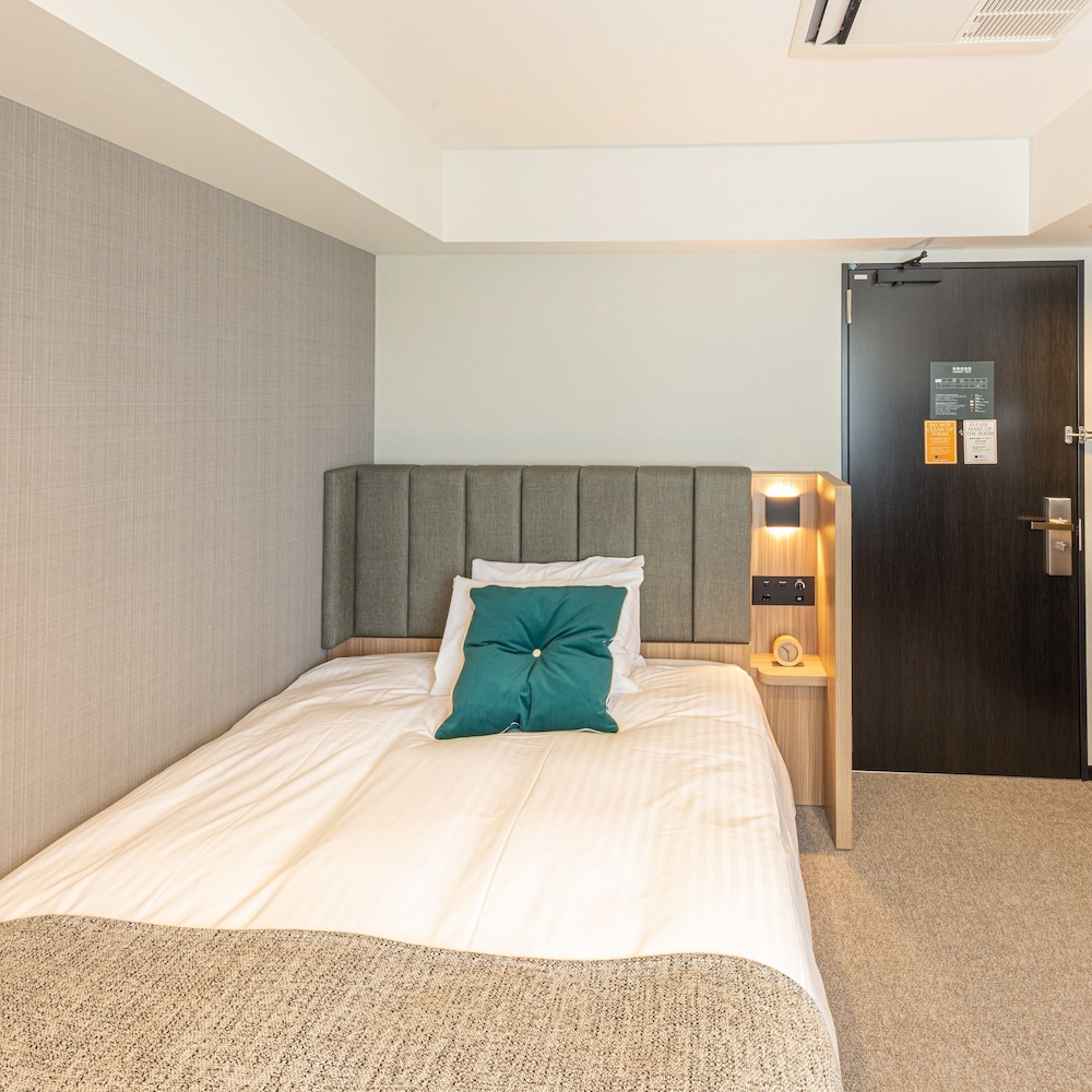 meitetsu inn shinosaka station east gate