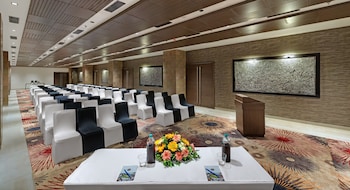 wyndham ahmedabad shela