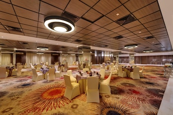 wyndham ahmedabad shela