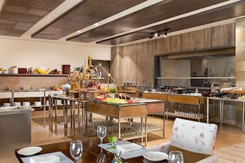 wyndham ahmedabad shela